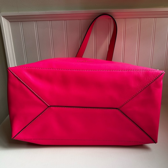 VALENTINO Leather Rockstud Tote - Picture 5 of 8
